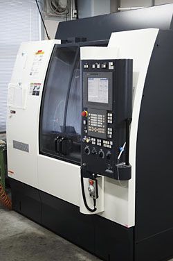 Precision Micromachining Center Makino Milling Machine Co.,Ltd, iQ300